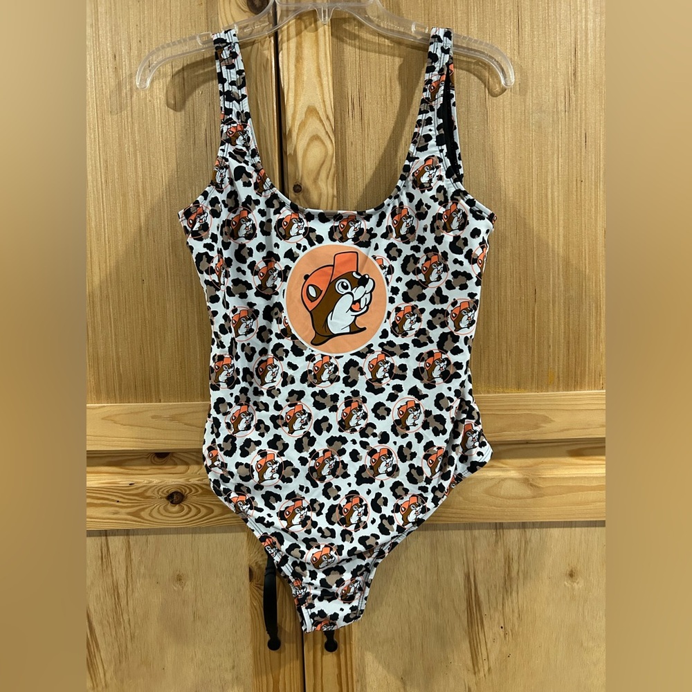 Women’s Buc-cee’s White & Orange One-Piece Swimsuit Sz M NWOT